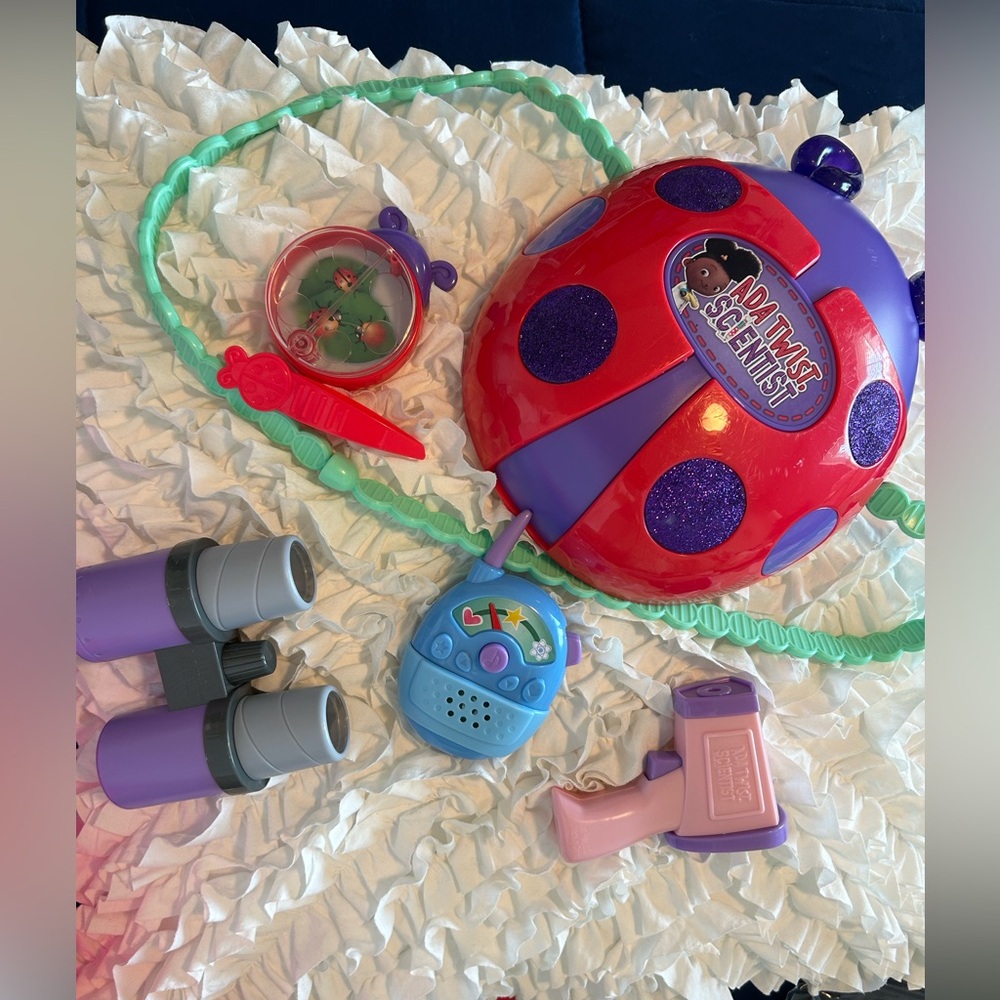 ADA TWIST SCIENTIST • Carry Bag Toy Set • 6 Piece Set •